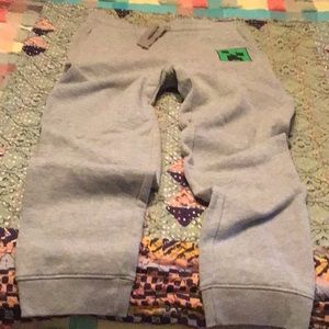 Boys Old Navy  Joggers Color Gray Size XL (14-16)